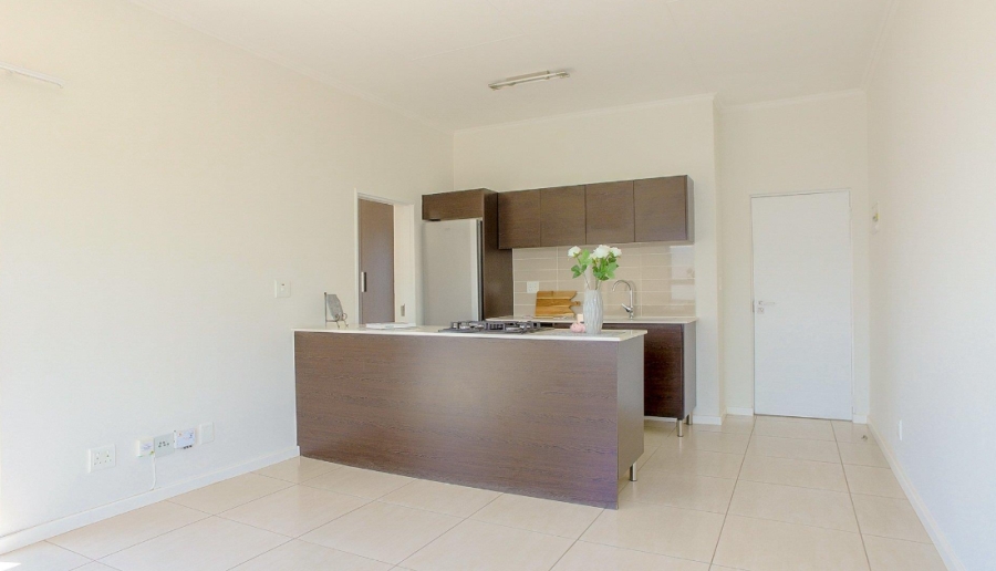 To Let 1 Bedroom Property for Rent in Greenstone Hill Gauteng