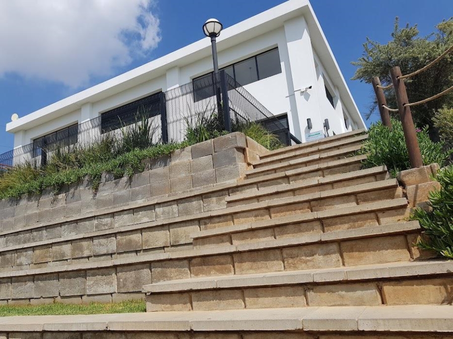 To Let 1 Bedroom Property for Rent in Greenstone Hill Gauteng