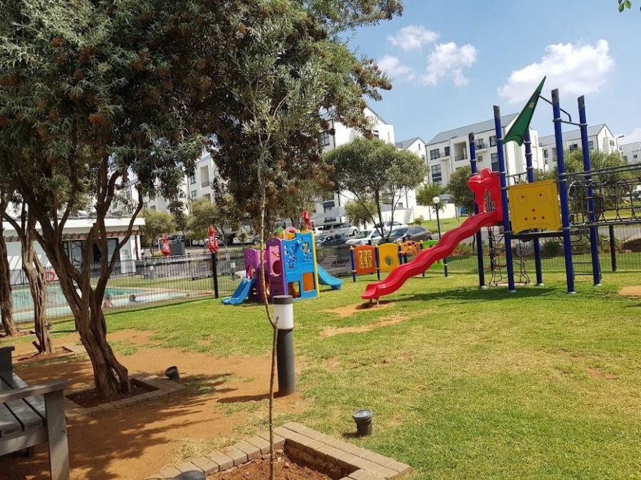 To Let 1 Bedroom Property for Rent in Greenstone Hill Gauteng