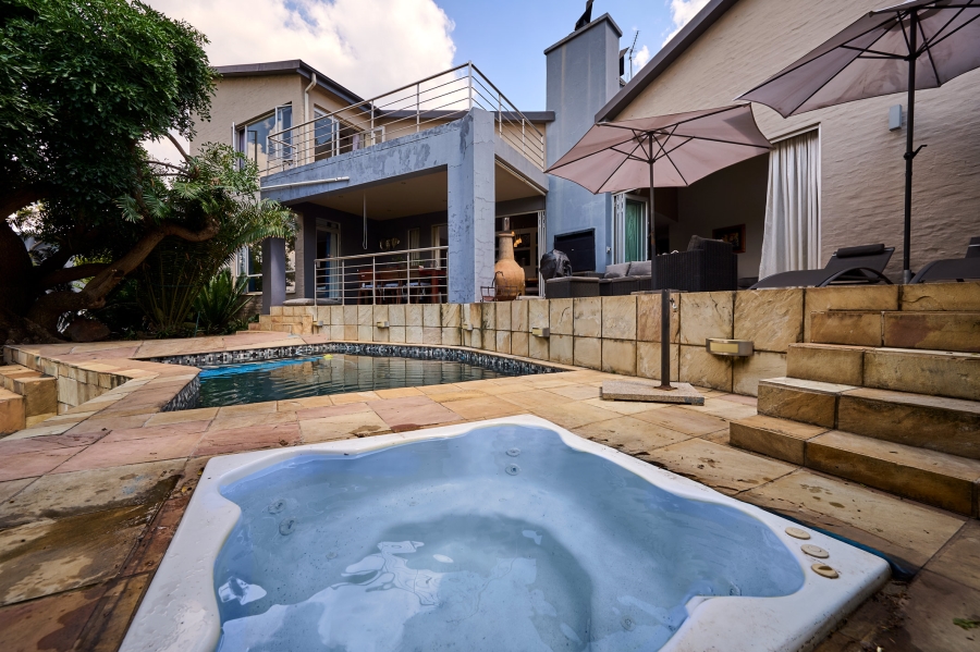 3 Bedroom Property for Sale in Carlswald North Estate Gauteng