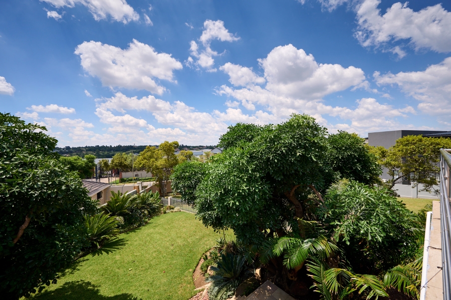 3 Bedroom Property for Sale in Carlswald North Estate Gauteng