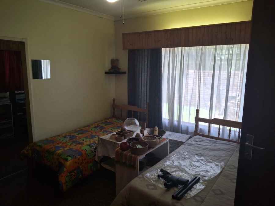 4 Bedroom Property for Sale in Garsfontein Gauteng