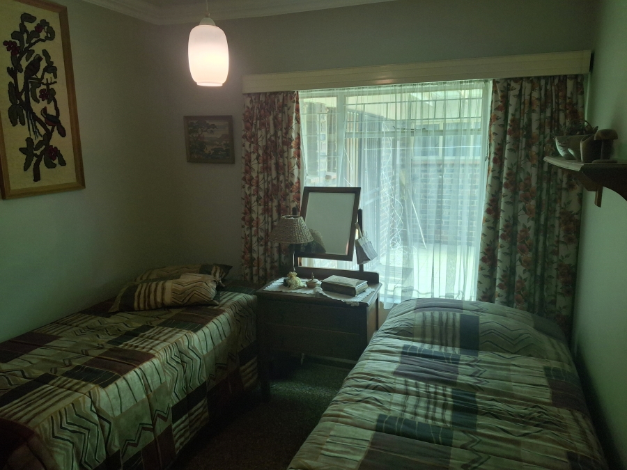 4 Bedroom Property for Sale in Garsfontein Gauteng