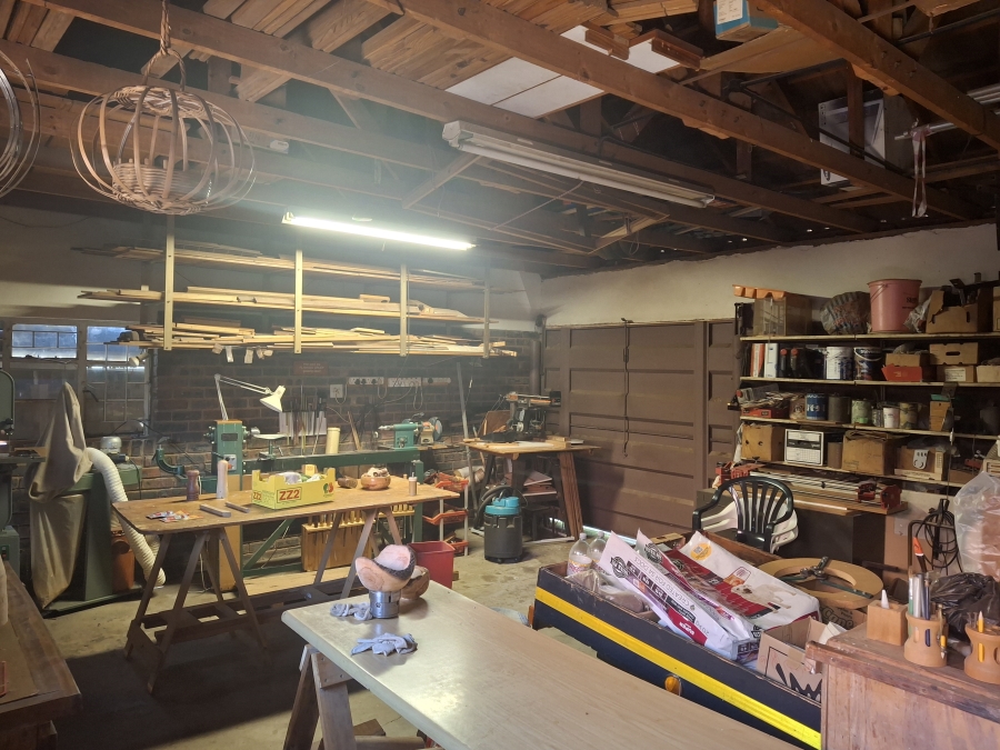 4 Bedroom Property for Sale in Garsfontein Gauteng