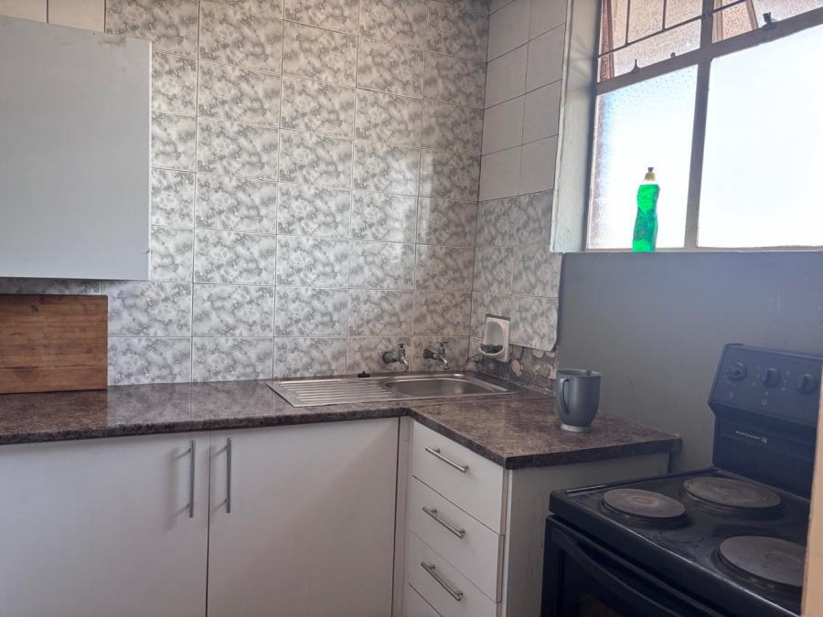2 Bedroom Property for Sale in Kwaggasrand Gauteng