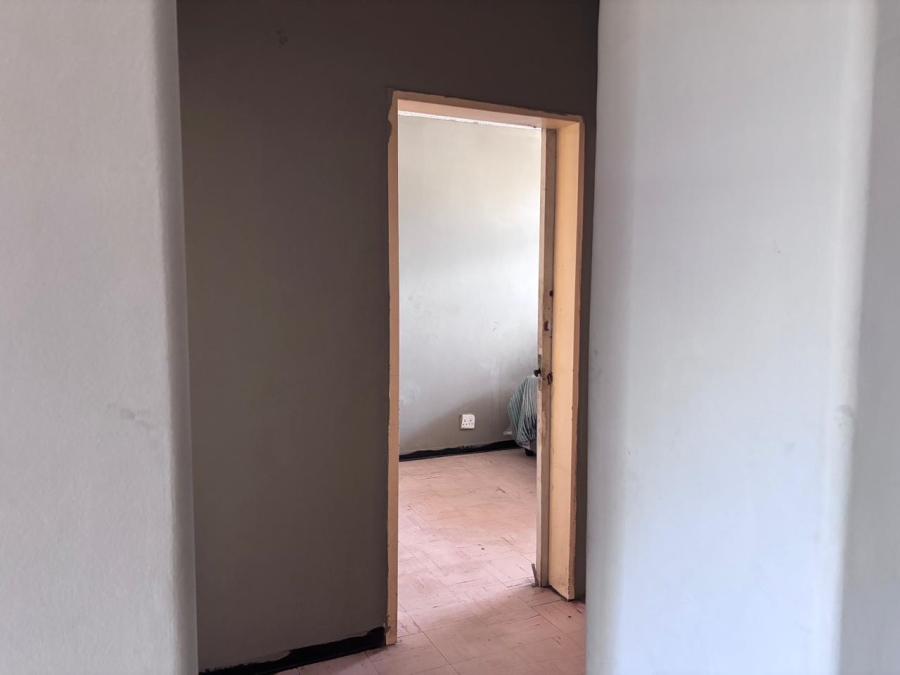 2 Bedroom Property for Sale in Kwaggasrand Gauteng