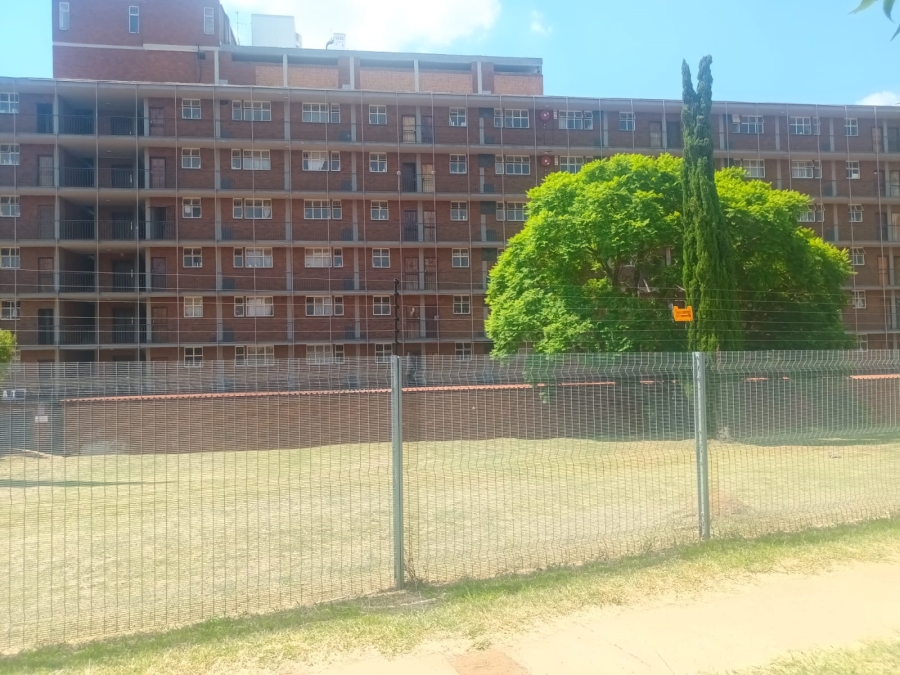 2 Bedroom Property for Sale in Kwaggasrand Gauteng