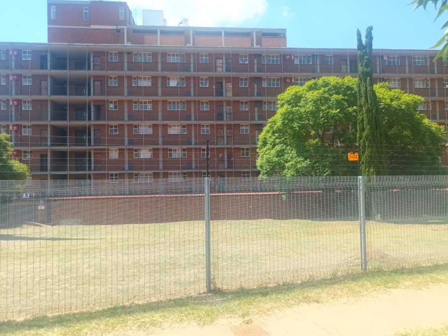 2 Bedroom Property for Sale in Kwaggasrand Gauteng