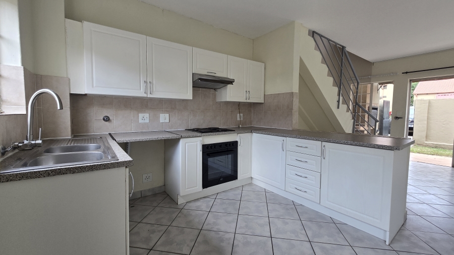 2 Bedroom Property for Sale in Eden Glen Gauteng