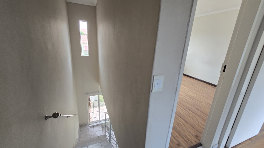 2 Bedroom Property for Sale in Eden Glen Gauteng