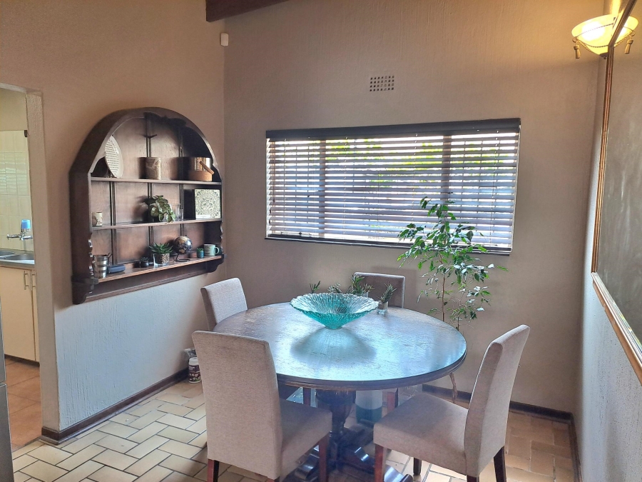 3 Bedroom Property for Sale in Wilro Park Gauteng