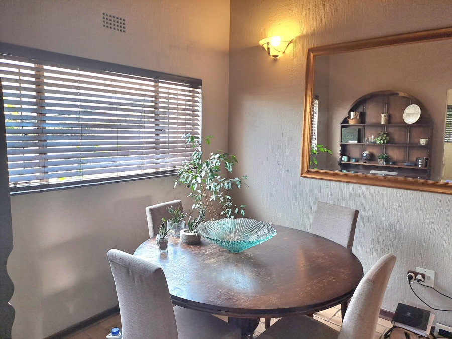 3 Bedroom Property for Sale in Wilro Park Gauteng