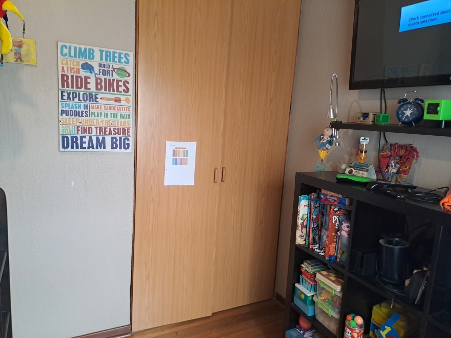 3 Bedroom Property for Sale in Wilro Park Gauteng