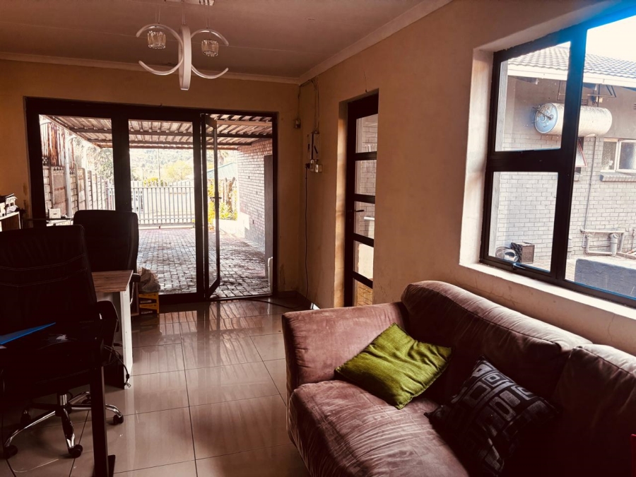 3 Bedroom Property for Sale in Wentworth Park Gauteng