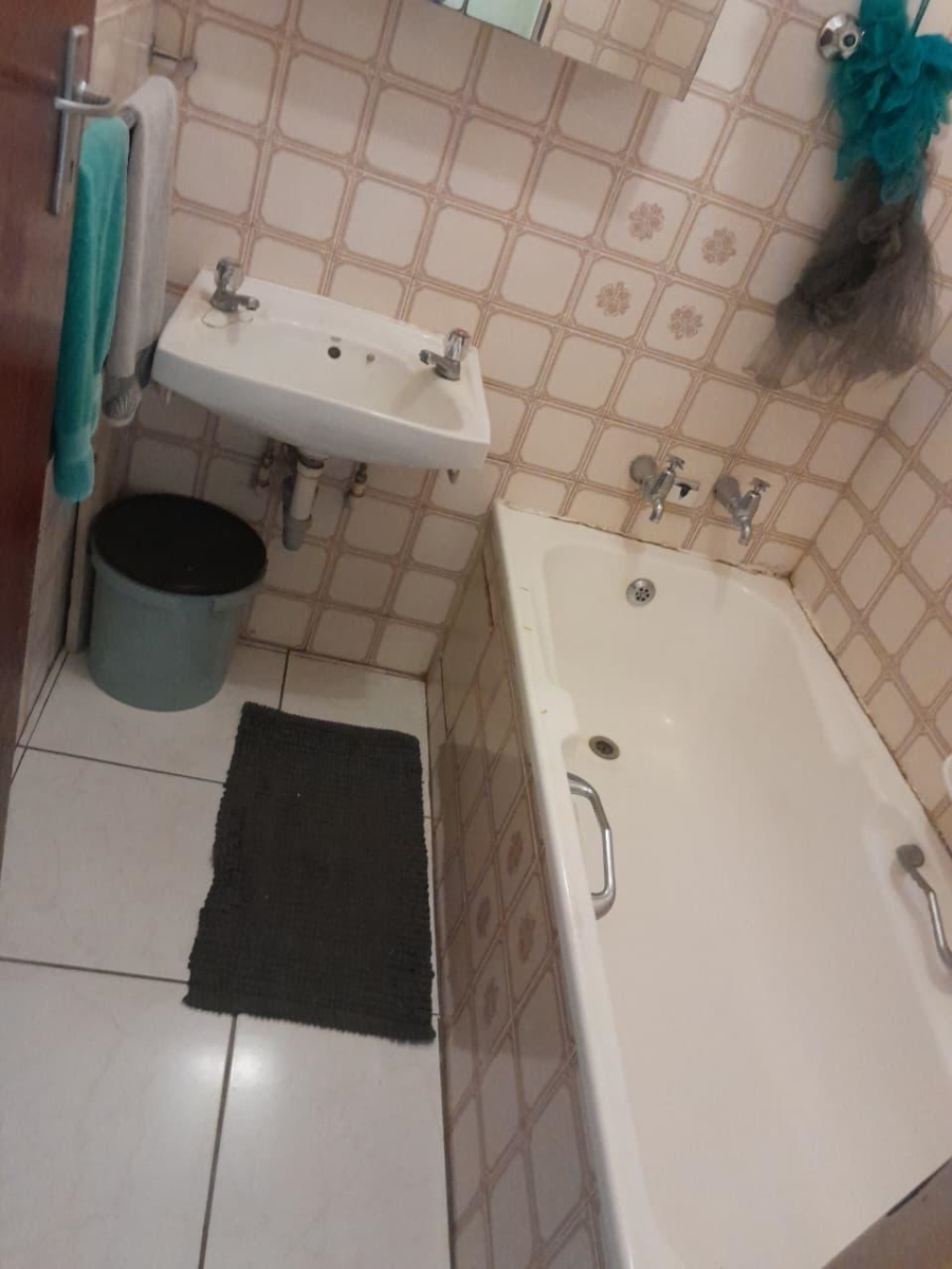 To Let 2 Bedroom Property for Rent in Pretoria Central Gauteng