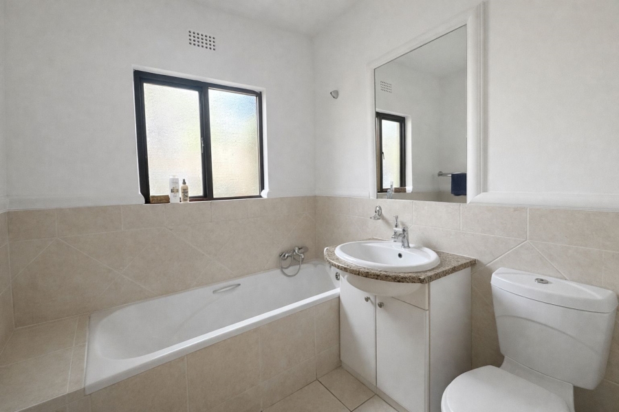 2 Bedroom Property for Sale in Lonehill Gauteng