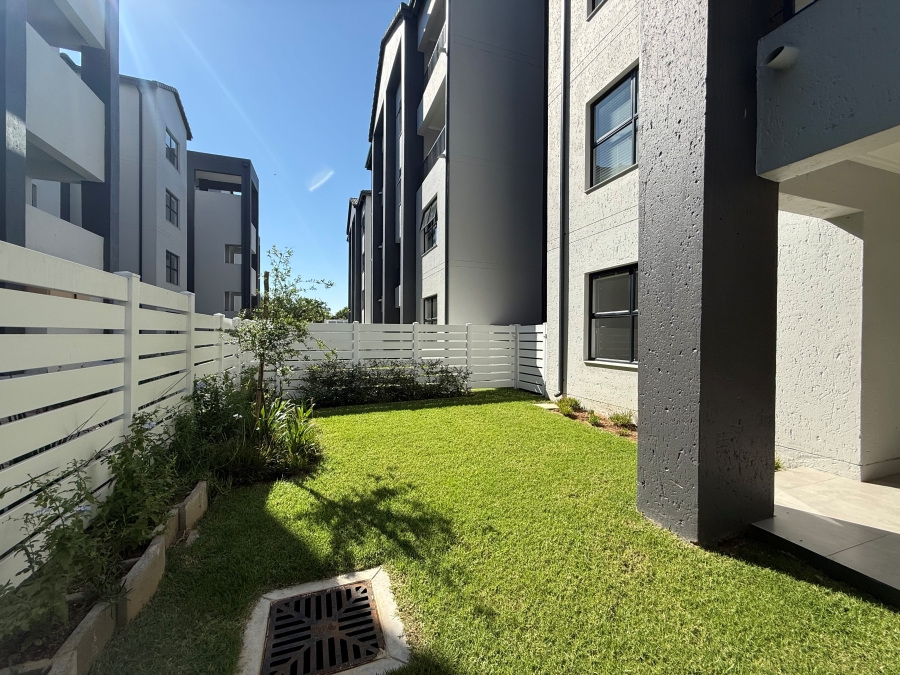 To Let 2 Bedroom Property for Rent in Fourways Gauteng