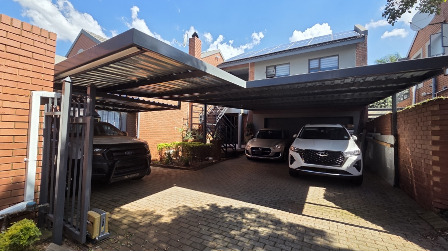 4 Bedroom Property for Sale in Montana Park Gauteng