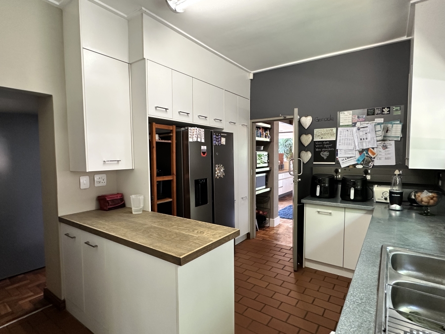 3 Bedroom Property for Sale in Villieria Gauteng