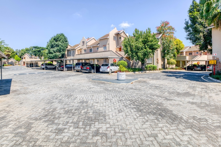 1 Bedroom Property for Sale in Paulshof Gauteng