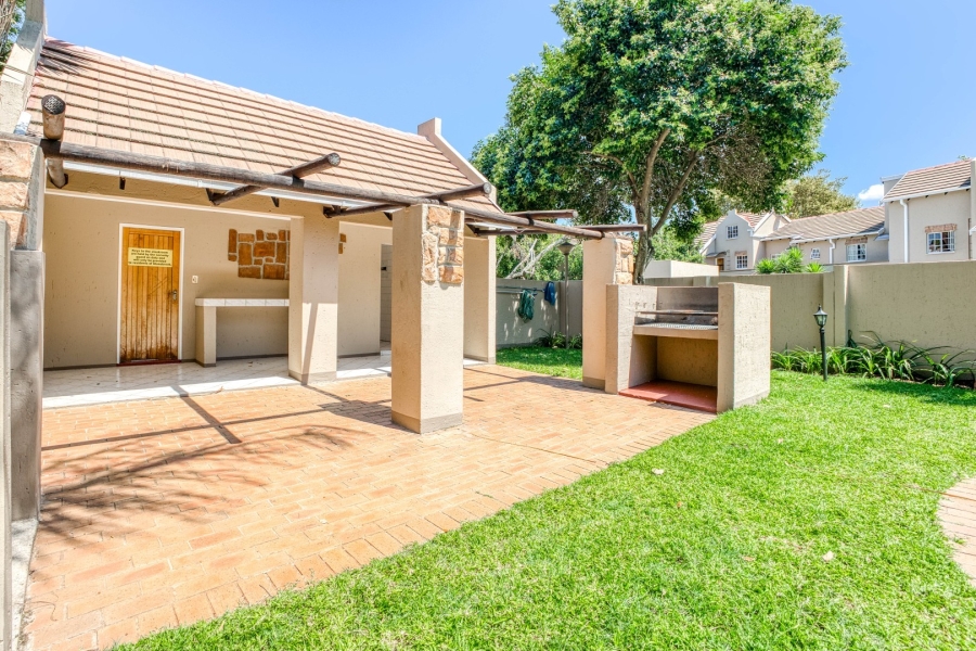 1 Bedroom Property for Sale in Paulshof Gauteng