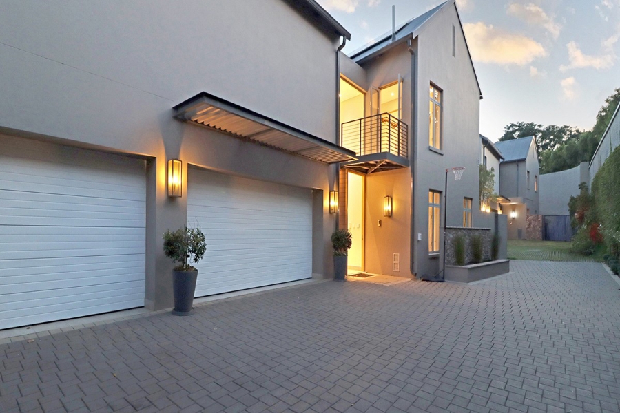 4 Bedroom Property for Sale in Bryanston East Gauteng