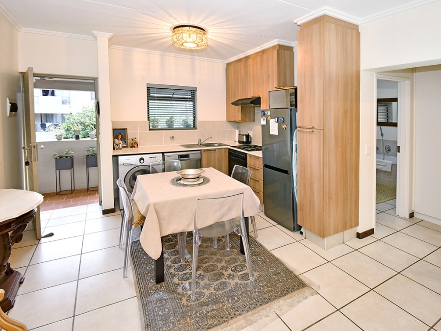 1 Bedroom Property for Sale in Bryanston Gauteng