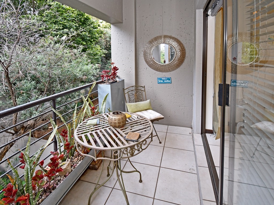 1 Bedroom Property for Sale in Bryanston Gauteng