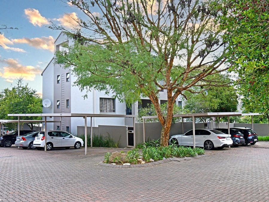 1 Bedroom Property for Sale in Bryanston Gauteng