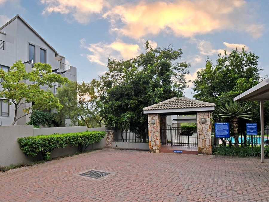 1 Bedroom Property for Sale in Bryanston Gauteng