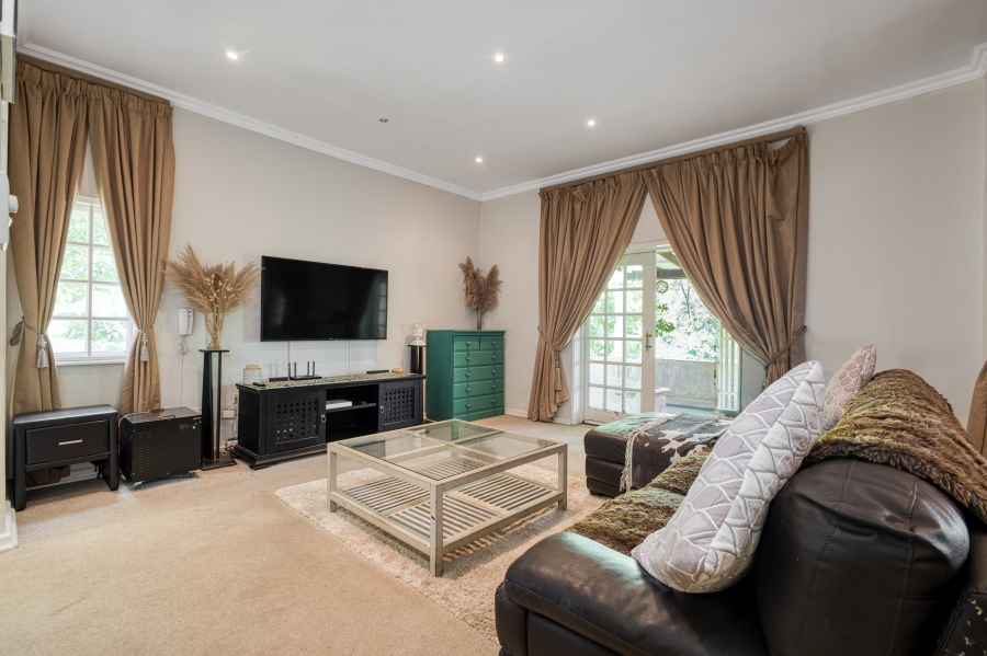 4 Bedroom Property for Sale in Victory Park Gauteng