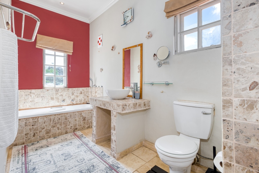 4 Bedroom Property for Sale in Victory Park Gauteng