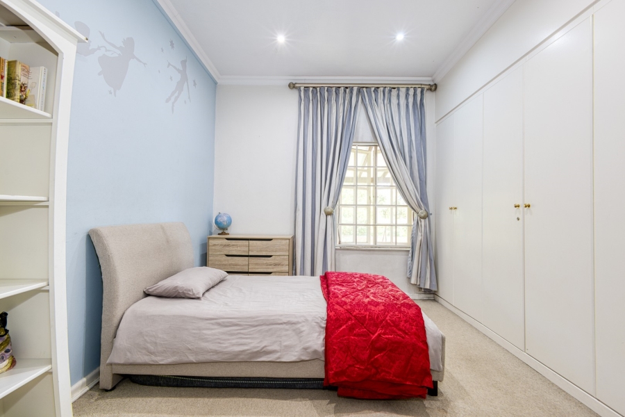 4 Bedroom Property for Sale in Victory Park Gauteng