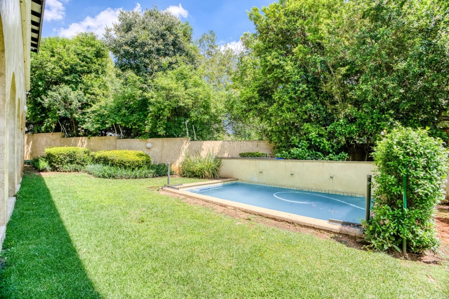 4 Bedroom Property for Sale in Victory Park Gauteng