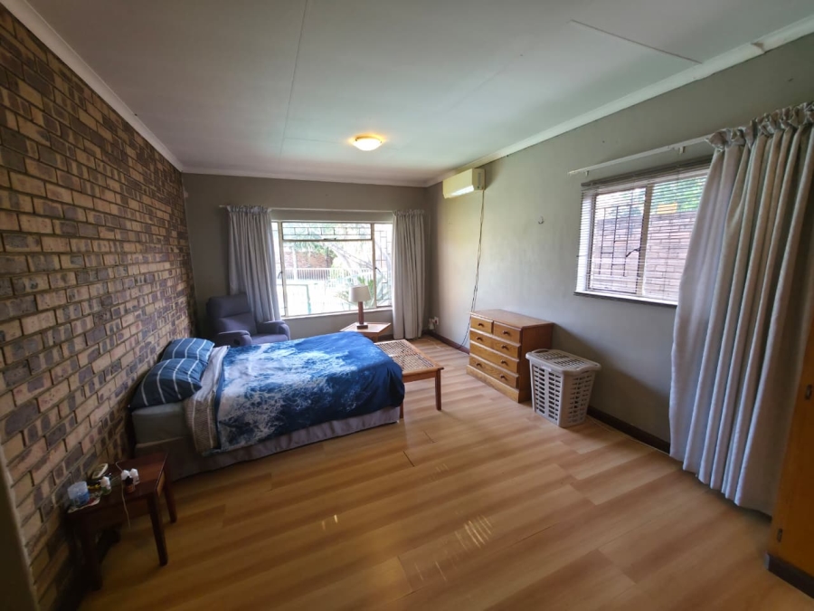 3 Bedroom Property for Sale in Waverley Gauteng