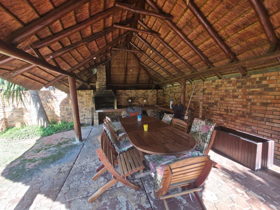 3 Bedroom Property for Sale in Waverley Gauteng