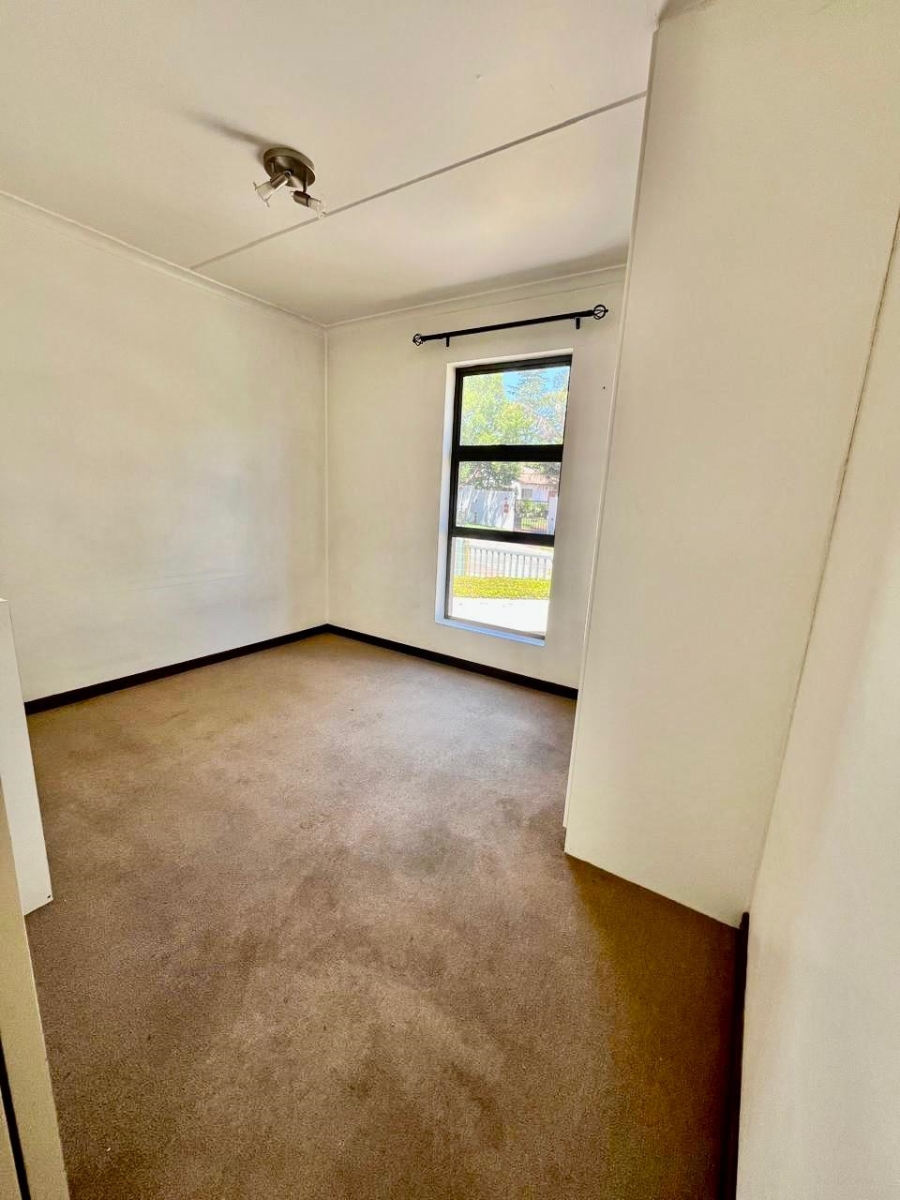 To Let 3 Bedroom Property for Rent in Sunninghill Gauteng