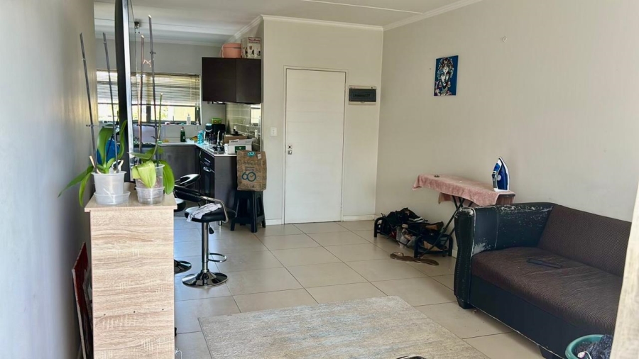 To Let 2 Bedroom Property for Rent in Kyalami Hills Gauteng