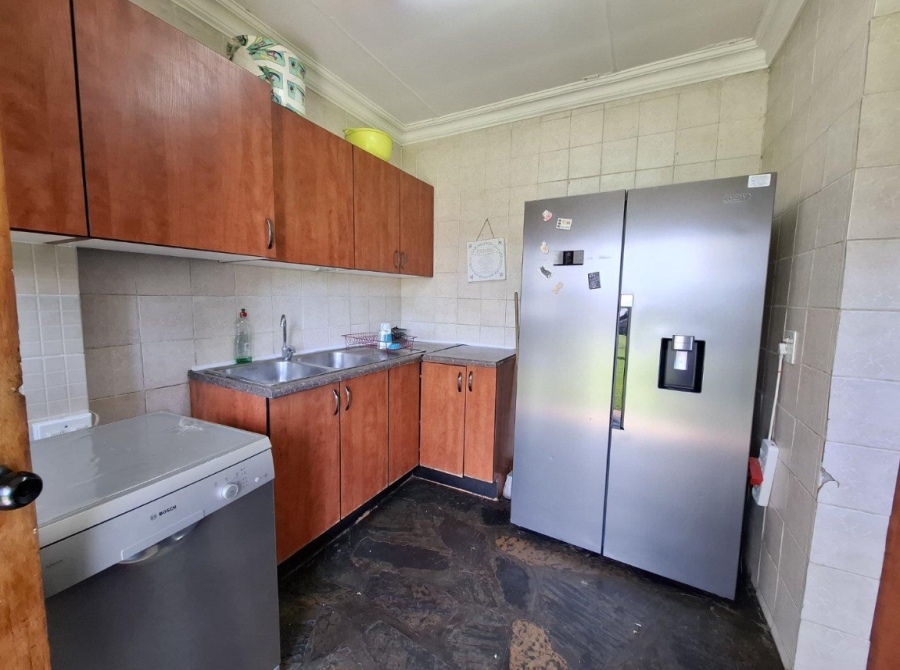 5 Bedroom Property for Sale in Buyscelia Gauteng