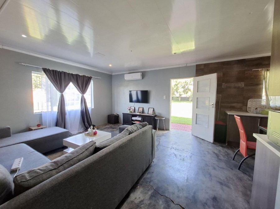 5 Bedroom Property for Sale in Buyscelia Gauteng