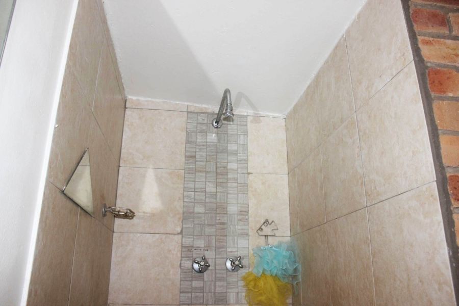 7 Bedroom Property for Sale in Swacina Park A H Gauteng