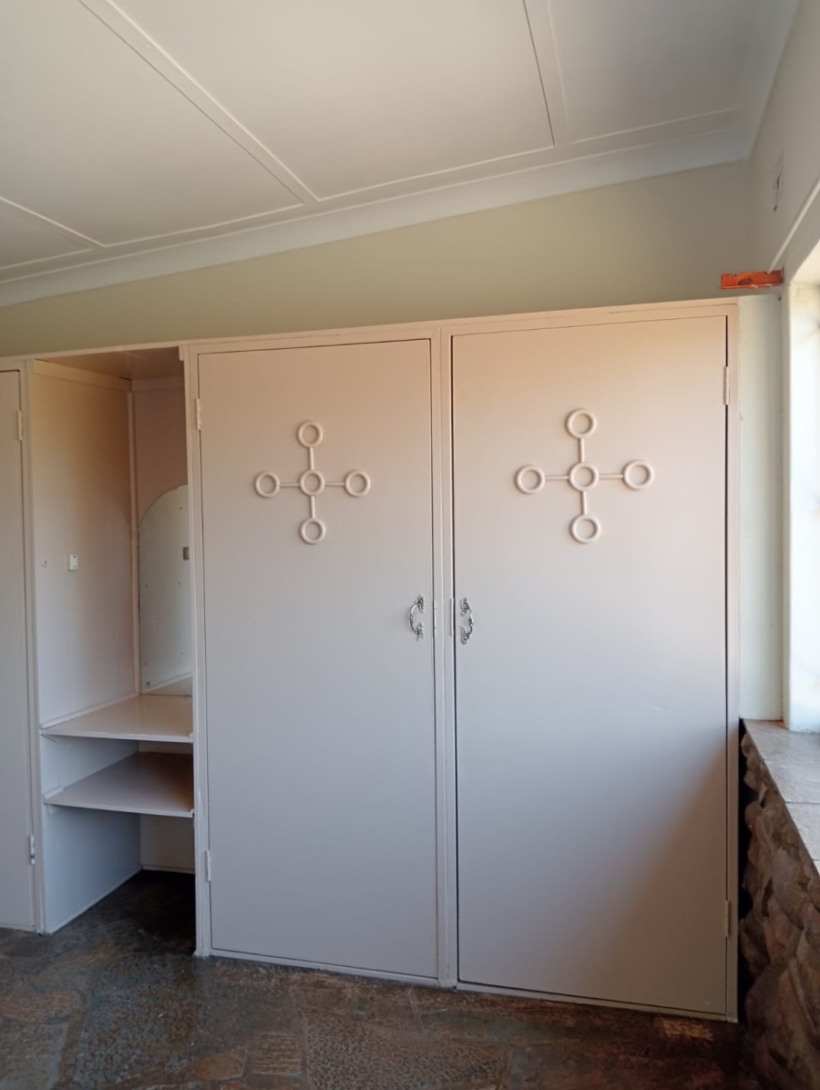 7 Bedroom Property for Sale in Swacina Park A H Gauteng