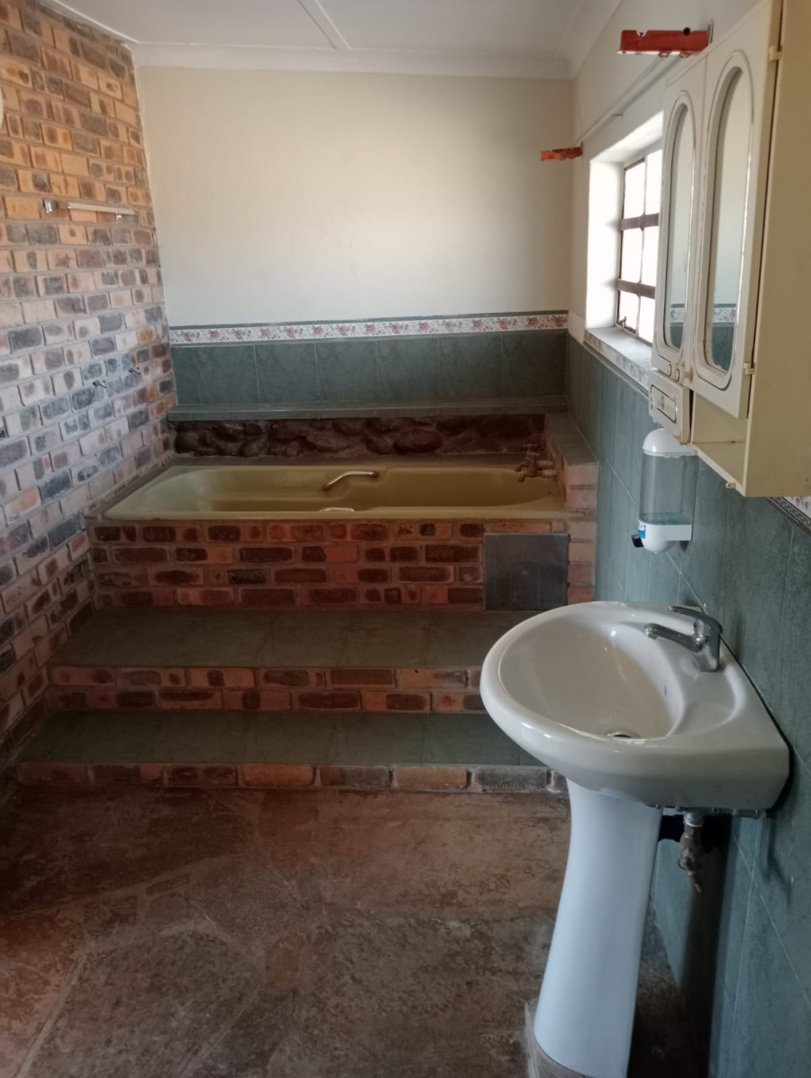 7 Bedroom Property for Sale in Swacina Park A H Gauteng