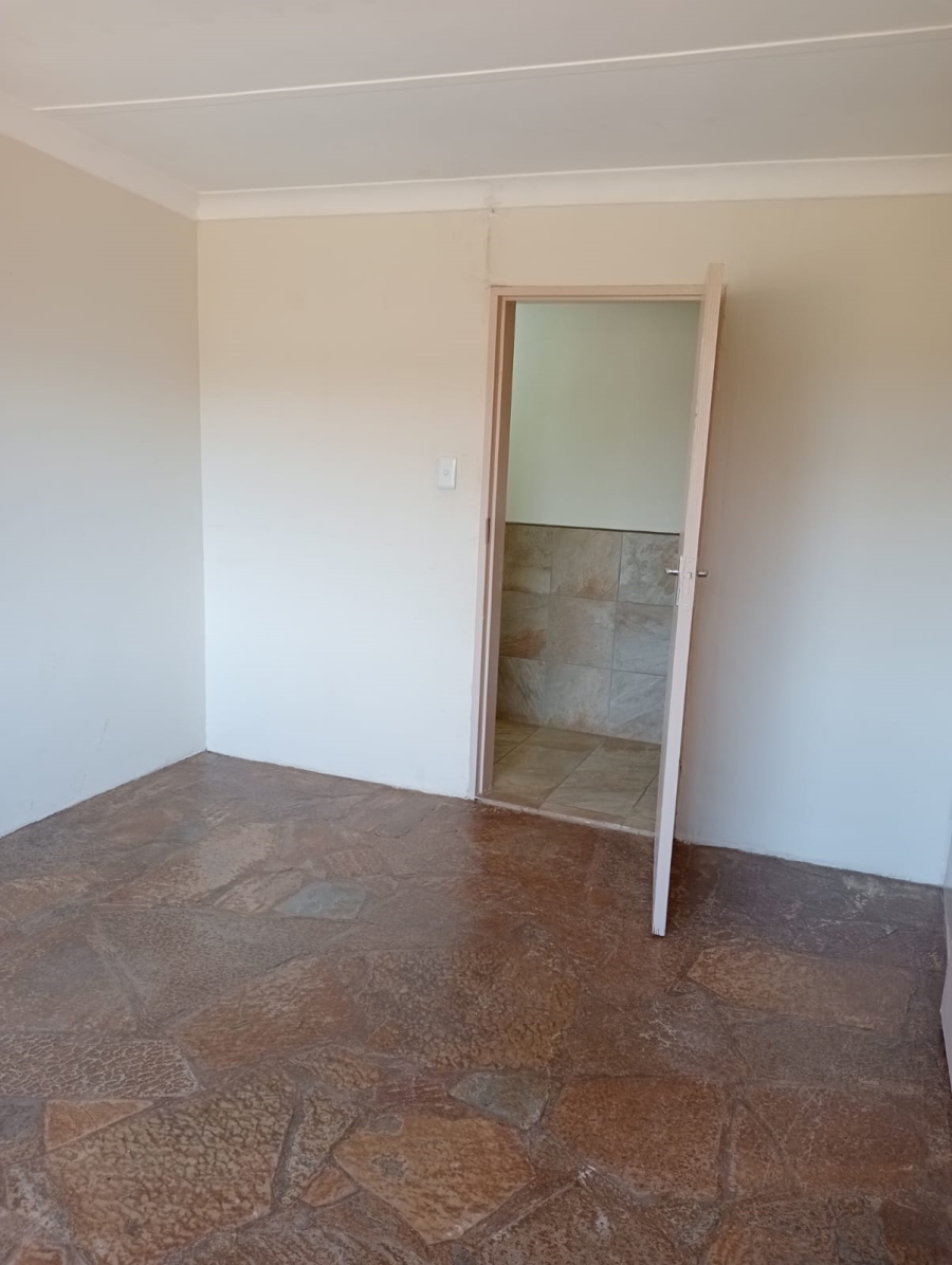7 Bedroom Property for Sale in Swacina Park A H Gauteng