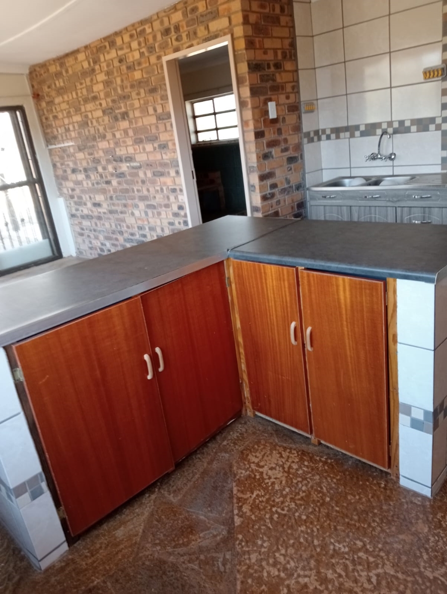 7 Bedroom Property for Sale in Swacina Park A H Gauteng