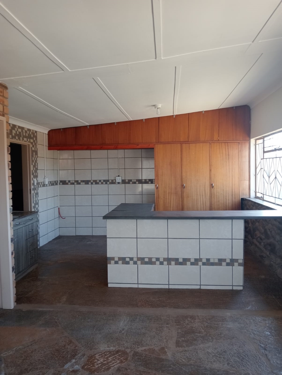 7 Bedroom Property for Sale in Swacina Park A H Gauteng
