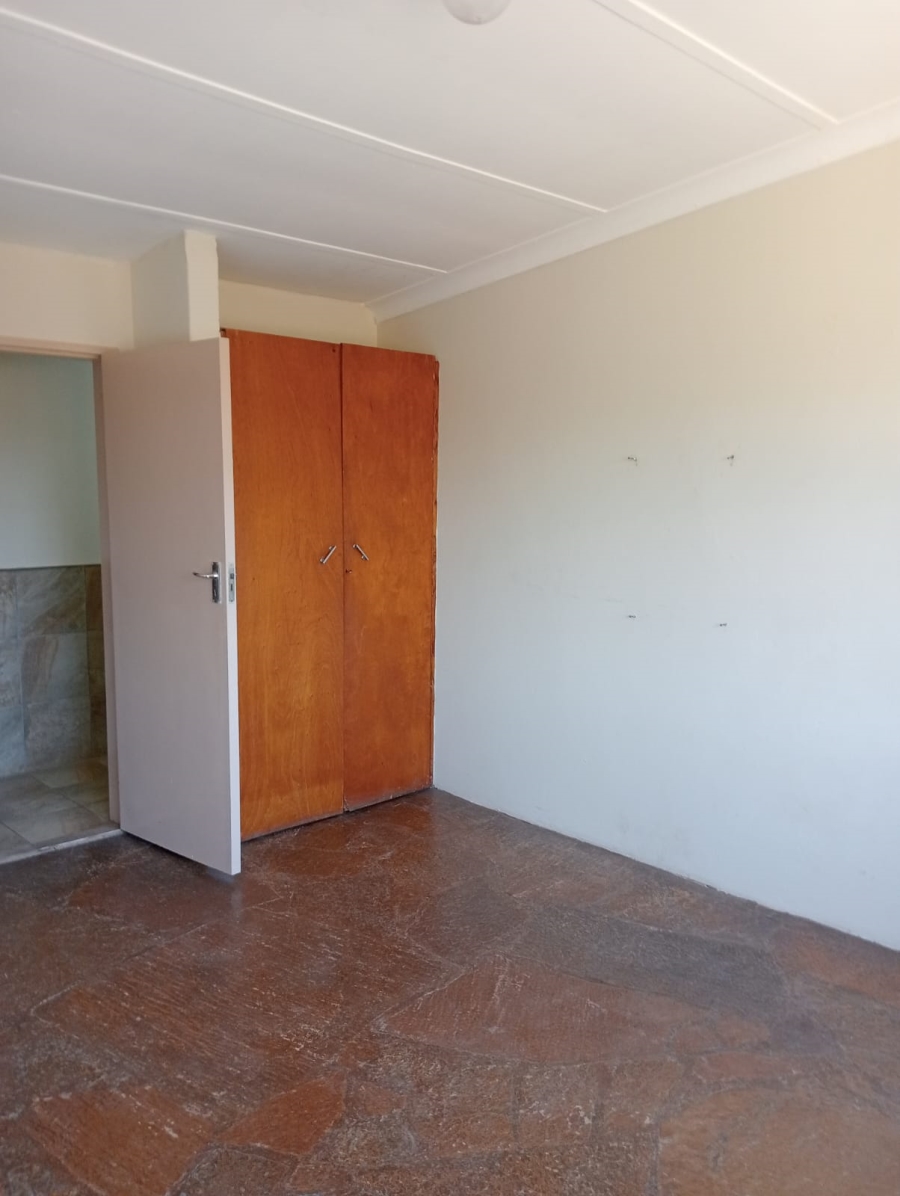 7 Bedroom Property for Sale in Swacina Park A H Gauteng