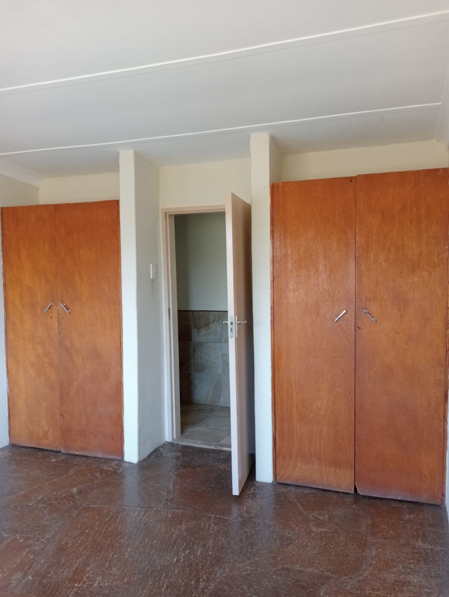 7 Bedroom Property for Sale in Swacina Park A H Gauteng