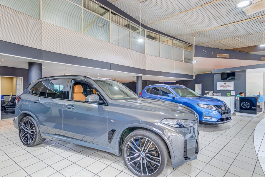 To Let commercial Property for Rent in Randjespark Gauteng