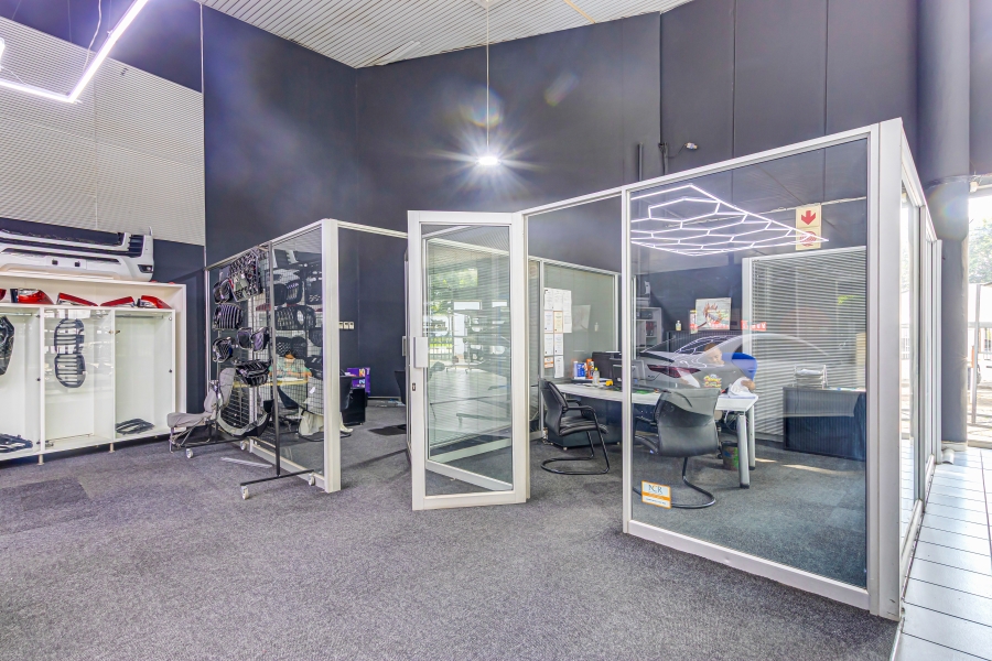 To Let commercial Property for Rent in Randjespark Gauteng